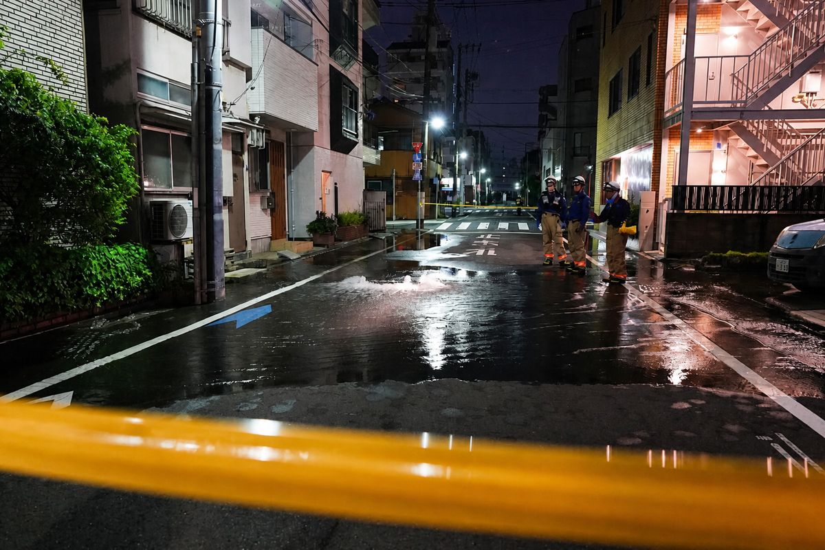 Japan earthquake hits Tokyo region: 5.9 quake injures dozens, disrupts travel